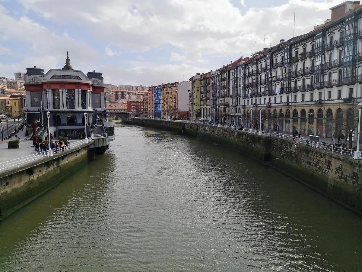 Suite Bilbao Arena Con Plaza De Garaje Spain